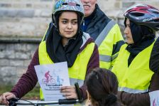 Fahrradtraining für geflüchtete Frauen © Amt für Presse- und Öffentlichkeitsarbeit, Kreis Paderborn, Julian Sprenger